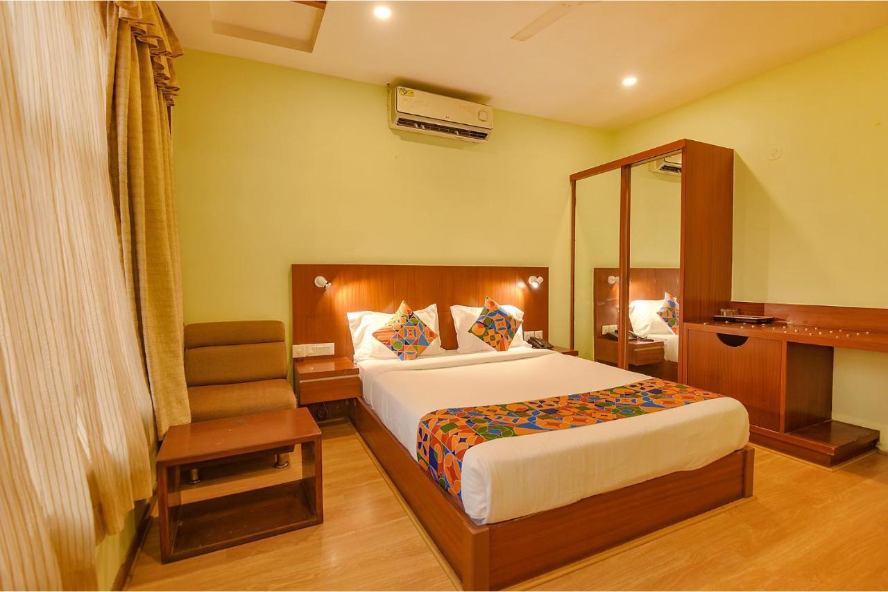 Fabhotel The Btm Palace - Btm Layout Bangalore Exterior foto