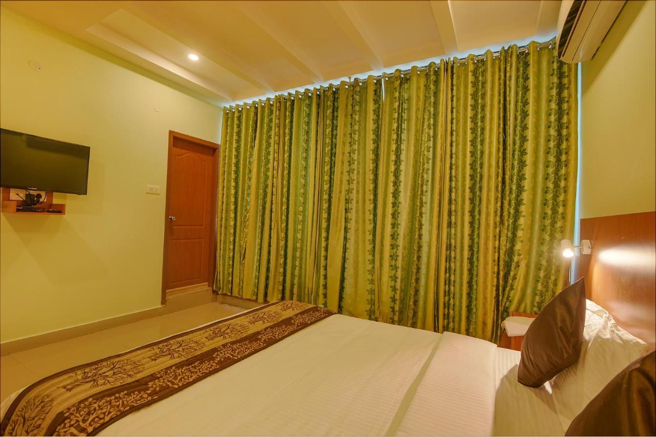 Fabhotel The Btm Palace - Btm Layout Bangalore Exterior foto