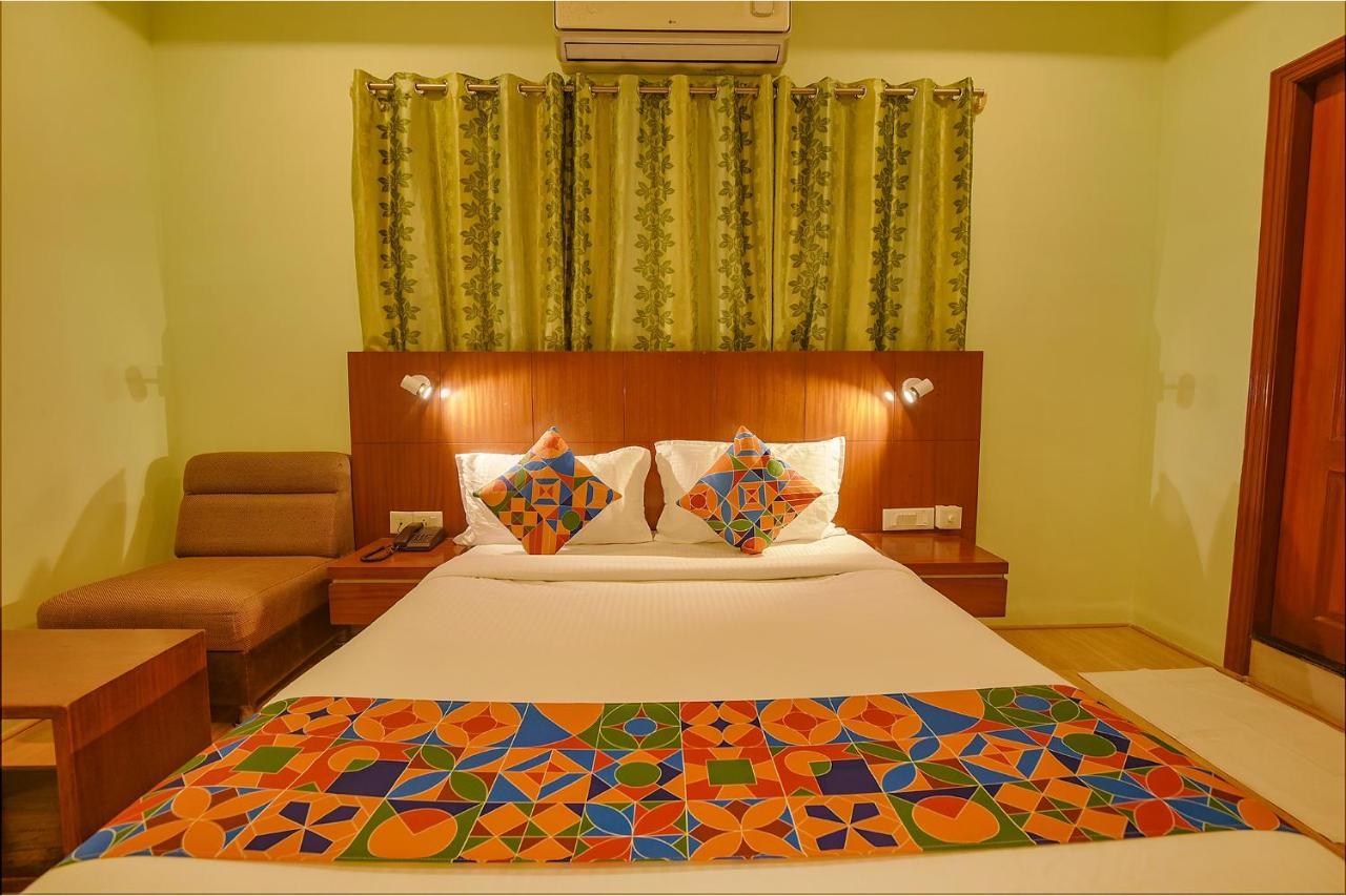 Fabhotel The Btm Palace - Btm Layout Bangalore Exterior foto